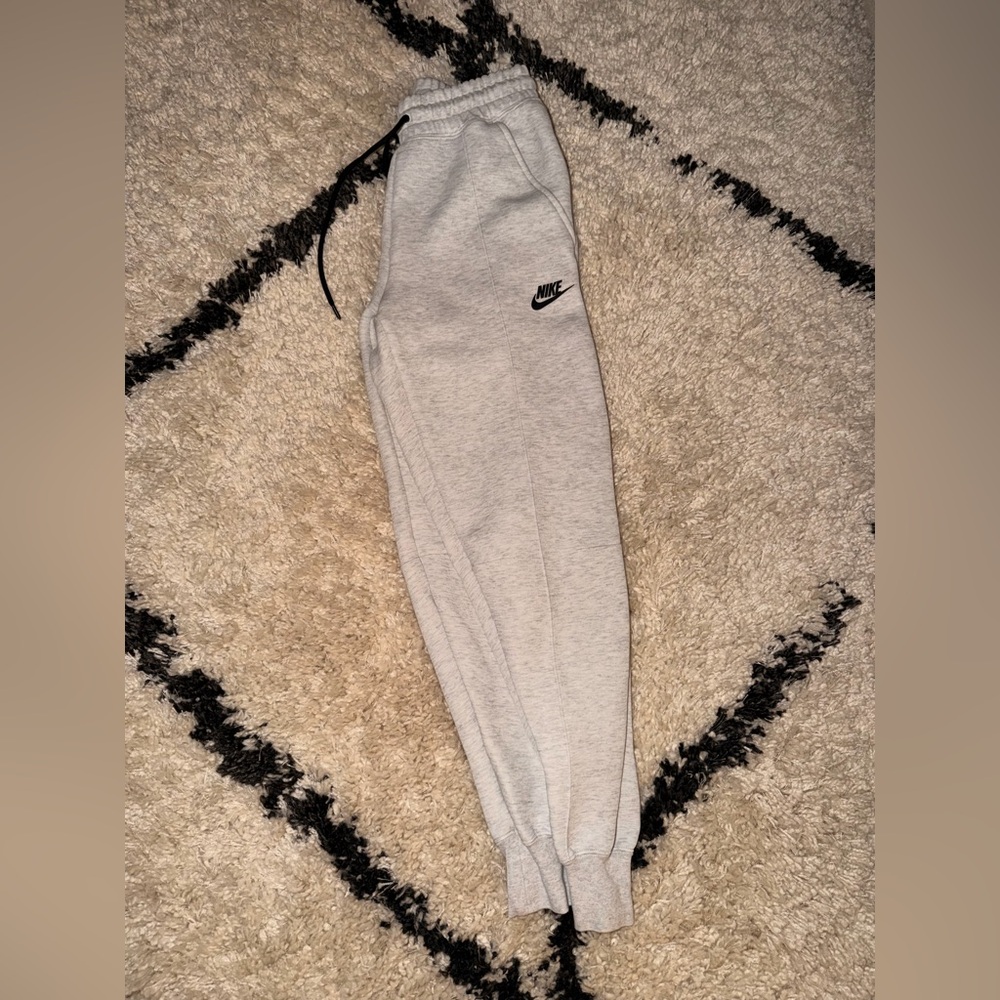 Nike Women's Tech Fleece Mid Rise Joggers